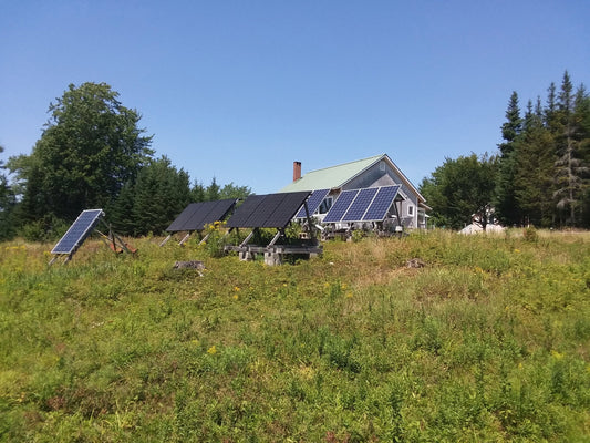 What Are the Benefits of DC Lighting for Off-Grid Homes?